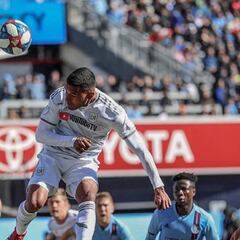1X1 Los Angeles FC: Carlos Vela marcó doblete en empate