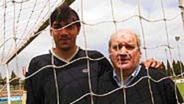 <b>GOLEADORES</B>. Lozano y Tati Valdés han machado al Oviedo con sus goles en los derbys.