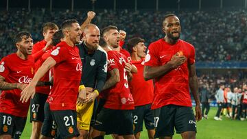 Larin le da una ronda m¨¢s de Copa al Mallorca