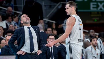 16/01/25
PARTIDO EUROLIGA DE BALONCESTO
REAL MADRID - OLYMPIACOS PIRAEUS
Entrenador JESUS ALFONSO MATEO - MARIO HEZONJA