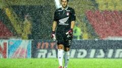 Camilo Vargas no entrenó y sigue reunido con los directivos