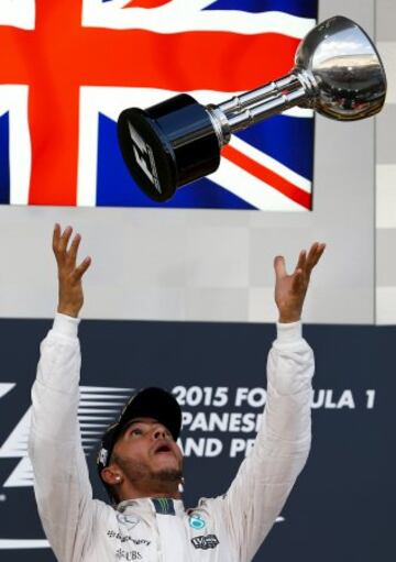 El 27 de septiembre Lewis Hamilton consigue la victoria en el  GP de Japón 