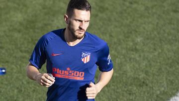 Koke, que vuelve al once ante el Granada, en una sesi&oacute;n del Atl&eacute;tico esta semana. 