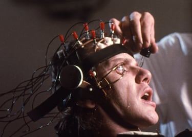 Esta vez Kubrick sí que fue nominado al Oscar a mejor película por 'La naranja mecánica', aunque la ganadora fue 'French Connection'. La competencia ese año fue feroz, ya que las otras candidatas fueron 'El violinista en el tejado', 'La última película' y 'Nicolás y Alejandra'. Aún así, esa distopía de ultraviolencia y manipulación mental rodada por el director británico, bien podría haberse llevado el Oscar por su calidad narrativa y su originalidad.