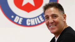 El Lado B de la presentación de Berizzo: con quién llega a Chile y su visita express 