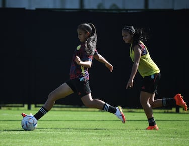 La Selección Colombia Femenina Sub 17 realizó su segunda jornada de entrenamientos en la India antes de su debut en el Mundial. Carlos Paniagua ya tiene el grupo completo.