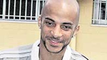 <b>Calderón.</b> "La expulsión fue culpa mía y eso fue lo que calentó el partido".