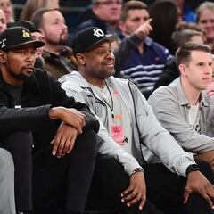 Durant quiere marihuana en la NBA: "Si la amas, la amas"