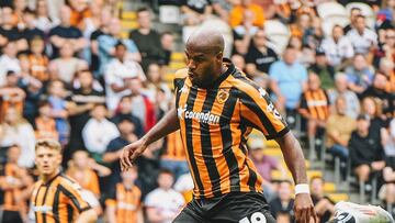 Estupiñán le da el empate al Hull City ante Bristol City.