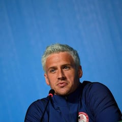 Olympics: Lochte in apology over 'robbery' saga
