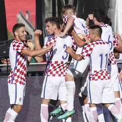 México inicia con derrota su camino rumbo a Confederaciones