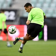 El Betis hace números por Antony