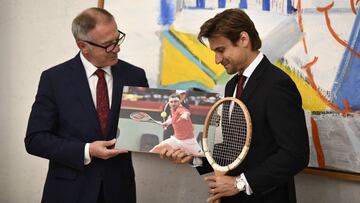 El ministro de Cultura y Deporte en funciones, Jos&eacute; Guirao, entrega la Medalla de Oro al M&eacute;rito Deportivo a David Ferrer
 
 12 junio 2019
 
 12/06/2019