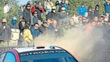 <b>A MEDIO SEGUNDO. </b>Sordo perdía medio segundo por tramo con respecto a Loeb, menos que en 2006.