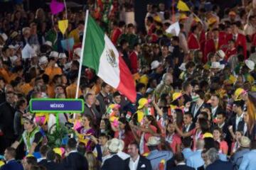 La delegación mexicana en la inauguración de Río 2016