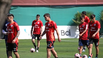 Mosa aclara la gran duda del mercado albo: ¿Gonzalo Tapia?