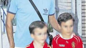 <b>SE QUEDA. </b>Zapater, ayer antes de abandonar la Ciudad Deportiva tras el entrenamiento.