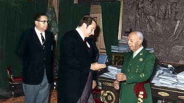 El Barcelona retira las medallas otorgadas a Francisco Franco
