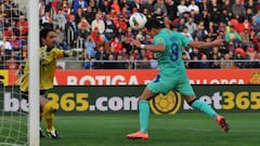 El gol 700 de Messi que estuvo en duda por Alexis Sánchez