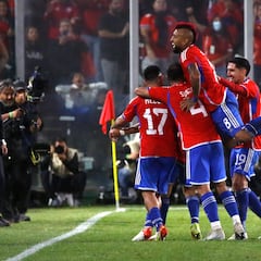 1x1 Chile: una leyenda descollante y un joven que se ganó la camiseta titular