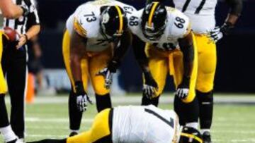 Ben Roethlisberger, lesionado sobre el terreno de los Rams.