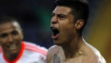 Patricio Rubio celebra el gol del triunfo para la U.