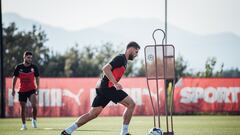 David López firma por dos temporadas más otra opcional
