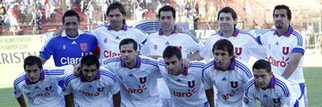 Una de las últimas formaciones de la U el 2010, con Gerardo Pelusso como técnico.