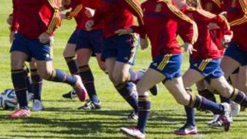 La Sub-17 femenina de Jorge Vilda durante un entrenamiento en la Ciudad del Fútbol de Las Rozas.
