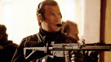 decision critica executive decision steven seagal