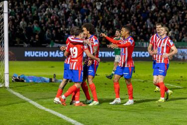 Regalo de Reyes del Marbella a los aficionados contra el Atl¨¦tico