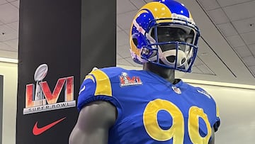 LA Rams player Aaron Donald, who has won the defensive player of the year three consecutive times, follows a diet that consists of 20 cups of popcorn.