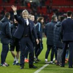 Pellegrini logra su tercer título en Inglaterra con el City