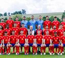 España realiza la foto oficial con buena sintonía con Pedro Rocha