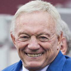 Las visitas de Ezekiel Elliott no gustan a Jerry Jones