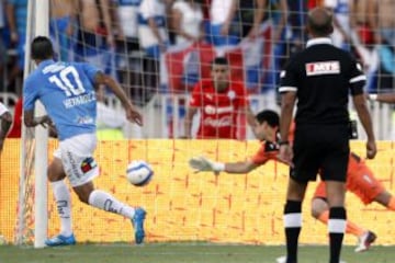 2013. Después de un torneo cerrado, el Clausura se define en una final entre O'Higgins y Universidad Católica. El cuadro celeste se impone por la cuenta mínima con un gol de Pedro Pablo Hernández.