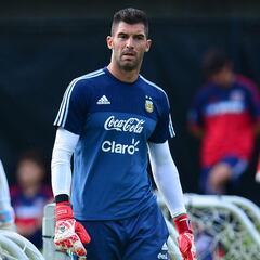 Puebla está interesado en el arquero Mariano Andújar