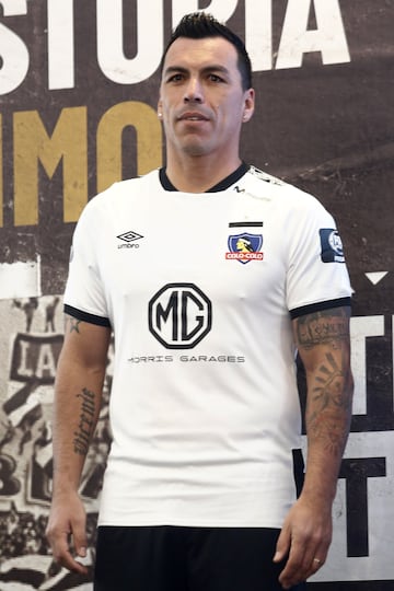 Así se vivió la presentación de la nueva camiseta de Colo Colo