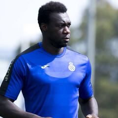 Insólito escollo: fuera de España, Caicedo es extracomunitario