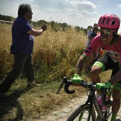 Rigoberto Urán se retira del Tour de Francia 2018