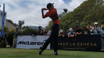 Joaqu&iacute;n Niemann jugando en Cachagua.