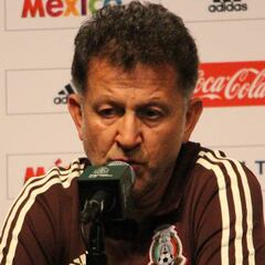 A Juan Carlos Osorio le preocupa la lesión de Héctor Herrera