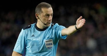 Cüneyt Çakir set to oversee Chelsea-Barcelona UCL clash