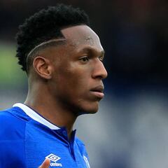 Yerry Mina seguirá en Everton, según su representante