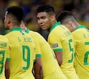 El XI que sería titular de Brasil arrasa en títulos al de Perú