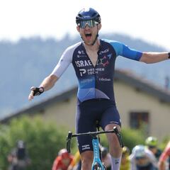 Derek Gee pide irse del Israel