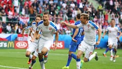 Czech Republic fight back for Croatia draw in flare-hit clash