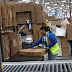 When do I have to order online on Walmart or Amazon to guarantee my package arrives before Christmas?