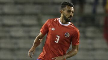 González cuenta con más de 70 partidos de experiencia internacional, mientras actualmente juega en la Serie A, donde recibe algunos minutos con el Bolognia.
