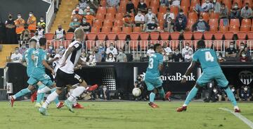 1-0. Hugo Duro marca el primer gol.